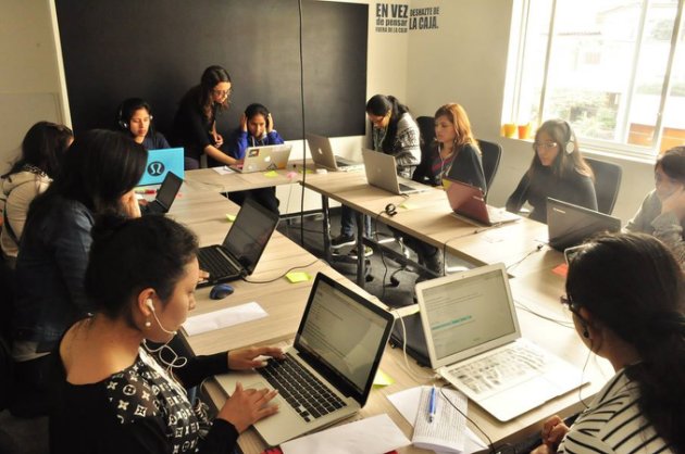 mujeres-programadora-laboratoria